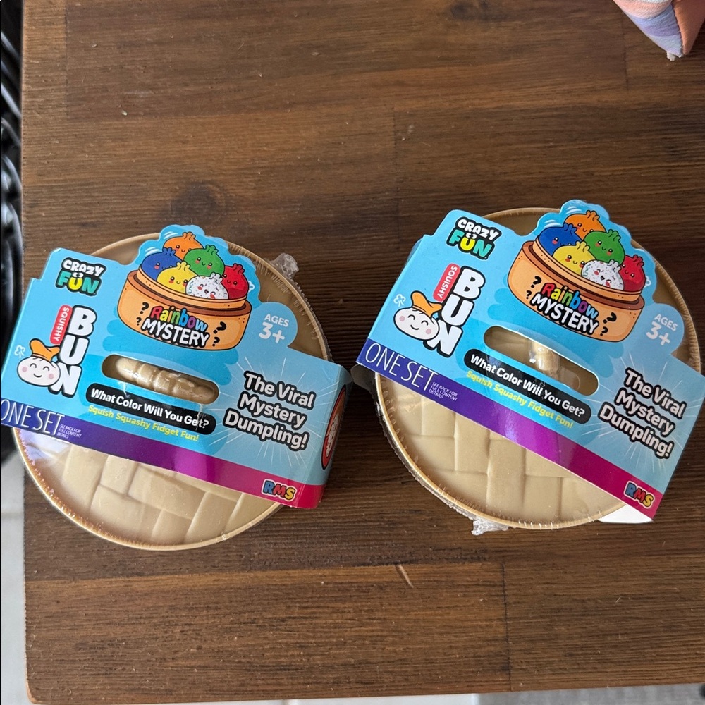 @cassidypage422   BUNDLE 2-Rainbow Mystery Viral Dumpling Toys